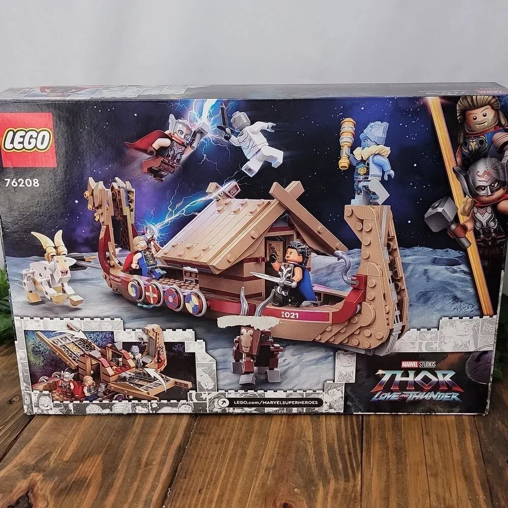 LEGO Thor Love and Thunder Goat Ship Set. NWT.